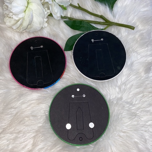 Vintage Bart Simpsons (The Simpsons) Buttons/Pins/Pinbacks - 1989 Set of 3 - Picture 4 of 12